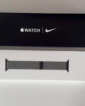 Apple Watch SE 1ª gen GPS grigio siderale