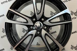 Set da 4 Cerchi in lega Astral per Skoda Fabia Kam