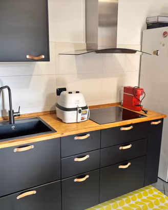 Cucina lineare nera