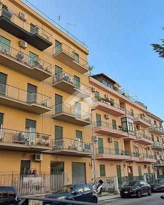 3 LOCALI A PALERMO