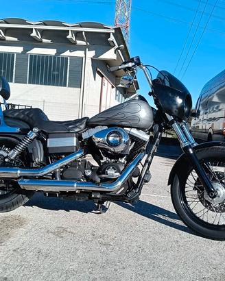 Harley-davidson FXDB Dyna Street Bob Sped in tutta