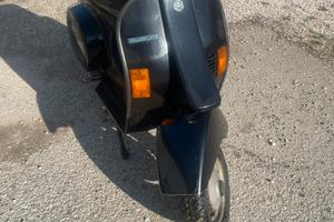 Vespa v 50