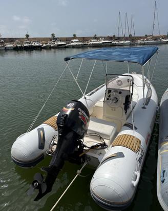 Gommone senza patente (ottim per prime esperienze)