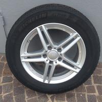 Cerchi per Mercedes e gomme termiche Michelin