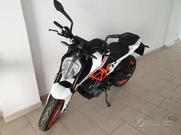 KTM DUKE 390 2021