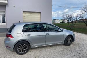 VOLKSWAGEN GOLF 7.5 TGI 1.5 BLUEMOTION