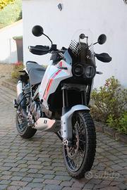 Ducati desert x