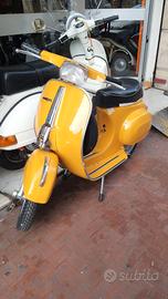 Vespa 50 Special V5B3T completamente restaurata 