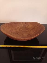 centrotavolo in legno di ulivo fatto a mano
