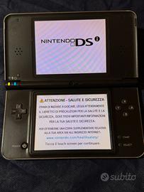 Nintendo DSi XL (Nero) - Console