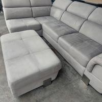 DIVANO con pouf contenitore o uso tavolino 