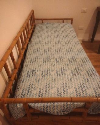 letto in vimini con materasso 