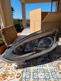 Faro Ford Fiesta MK7