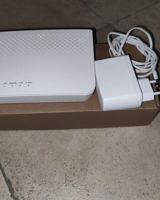 Kit Rete FTTH 2.5G | ONT TIM 2.5G + Router Poste (