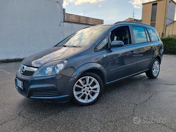 Opel Zafira 1.9 16V CDTI 150CV Cosmo