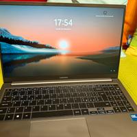 SAMSUNG Galaxy Book4