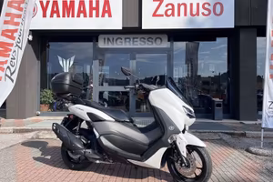 Yamaha Nmax 125 scooter 125 guidabile anche p...
