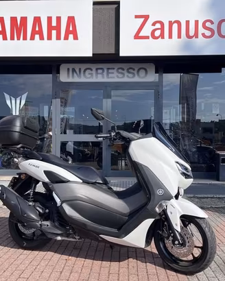 Yamaha Nmax 125 scooter 125 guidabile anche p...