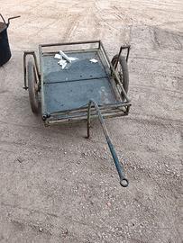 carretto per giardinaggio
