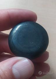 Ciottoli rotondi levigati di Shungite pura 100%