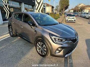 Renault Captur Plug-in Hybrid E-Tech 160 CV I...