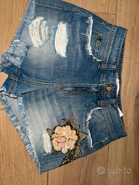 Short jeans vita alta