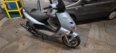aprilia sr 150 2t