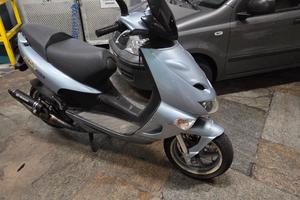 aprilia sr 150 2t
