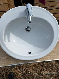 Lavandino bagno con rubinetto Paini – pari nuovo