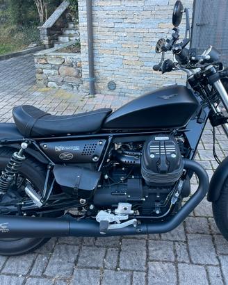 Moto guzzi v9 bobber