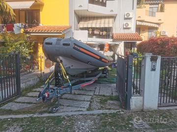 gommone motore e carello 