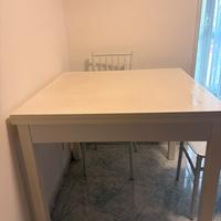 tavolo apribilie con set da 4 sedue