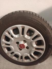 Gomme neve + cerchio +borchia Panda 175 65 r14