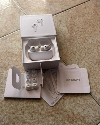 Airpods Pro 3 con custodia di ricarica