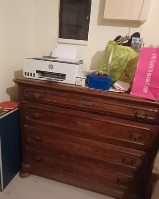 Cassettiera arte povera