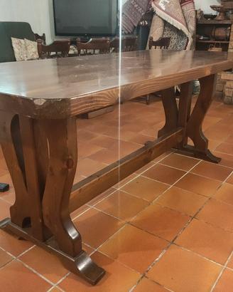 Tavolo in legno massello