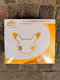 Pokemon ETB 30th box allenatore fuoriclasse