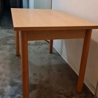 TAVOLO  DA CUCINA+ 4 SEDIE IN LEGNO 