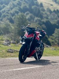Ducati streetfighter v2 955