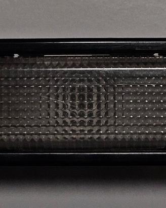Luce di cortesia per Peugeot 205.