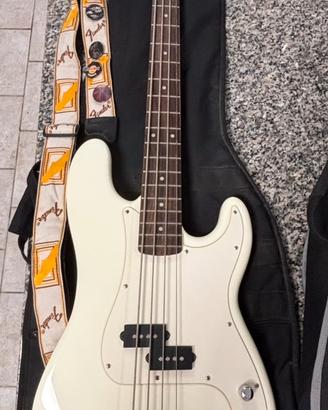 Basso Fender