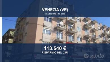 Immobile in asta di 97 m² con più di 5 locali e bo