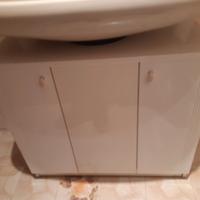 mobile bagno sottolavandino