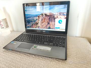 PC Portatile Acer Windows 10 i7 8GB SSD 240GB