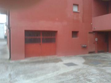 Deposito di mq 60/ maxigarage