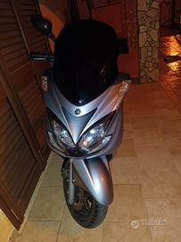 scooter Yamaha Mayesty 400