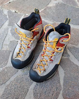 Scarponi LA SPORTIVA