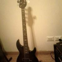 Basso yamaha serie bb415 5 corde