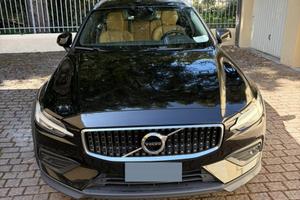 Volvov60 cross country