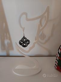 Orecchini infinito nero eleganti moderni raffinati